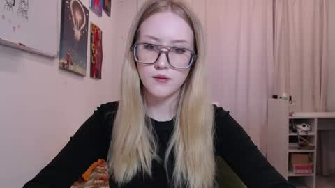 Snapshot of joan_kiss chatting on June 2026 12:13:01 AM joan_kiss online show from June 2026 12:13:01 AM