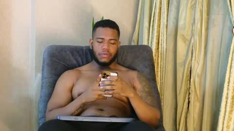 JOAN SAENZ online show from September 2025 03:32:02 AM