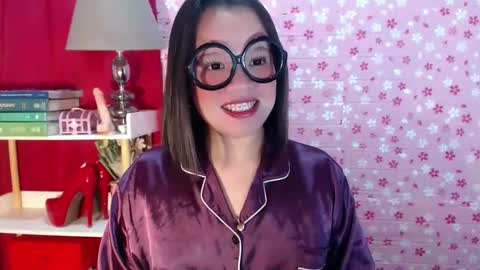 Joana online show from October 2025 07:36:02 PM