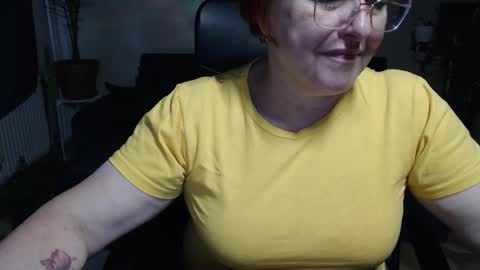 Snapshot of joannaandneighbour chatting on October 2025 02:51:02 PM Joanna and Greg online show from October 2025 02:51:02 PM