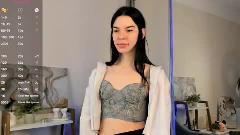 Wendy online show from December 2025 12:01:01 PM