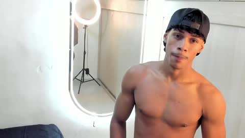 Snapshot of joao_da_silva19 chatting on June 2026 01:02:02 PM Joao Da Silva online show from June 2026 01:02:02 PM