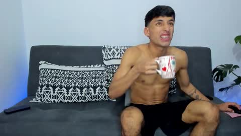 Snapshot of joel_foxx chatting on November 2025 11:21:01 AM joel_foxx online show from November 2025 11:21:01 AM