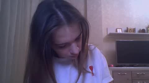 Jennifer online show from October 2025 05:23:02 PM