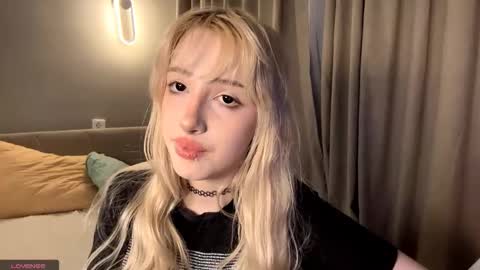 Amaya online show from November 2025 03:22:01 PM