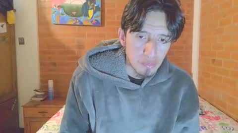 Snapshot of johan70nsexy chatting on November 2025 03:21:02 AM johan70nsexy online show from November 2025 03:21:02 AM