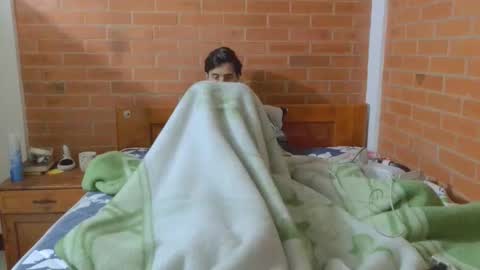 Snapshot of johan70nsexy chatting on February 2026 03:15:02 AM johan70nsexy online show from February 2026 03:15:02 AM