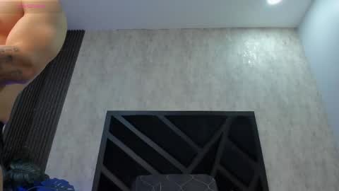 Snapshot of johan_williams_07 chatting on June 2026 02:43:02 PM Johan Williams online show from June 2026 02:43:02 PM