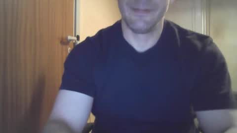 john1212124 online show from September 2025 10:11:01 PM