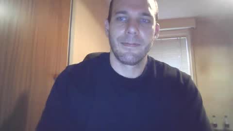 john1212124 online show from September 2025 04:51:02 PM