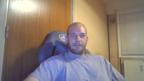 john1212124 online show from September 2025 01:09:01 AM