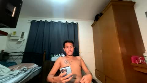 Snapshot of john_phh chatting on August 2026 06:55:01 PM john_phh online show from August 2026 06:55:01 PM