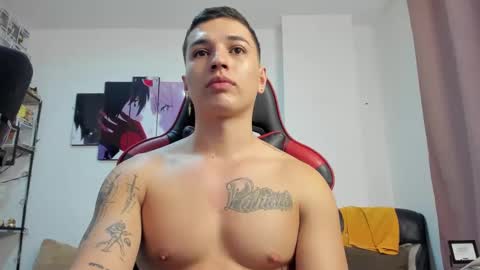 Snapshot of john_s117 chatting on November 2025 12:32:02 AM JOHN online show from November 2025 12:32:02 AM