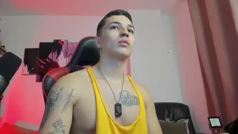 Snapshot of john_s117 chatting on December 2025 01:11:01 AM JOHN online show from December 2025 01:11:01 AM