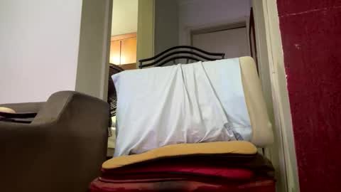 Snapshot of johnjow10 chatting on March 2026 05:08:02 AM JOHN online show from March 2026 05:08:02 AM