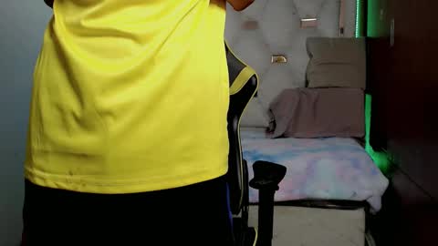 Snapshot of johnny_cagee chatting on October 2025 05:19:02 AM johnny_cagee online show from October 2025 05:19:02 AM