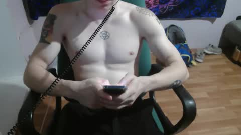 Johnny online show from September 2025 04:00:01 PM