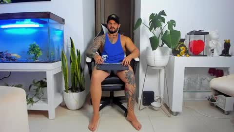 JOHNNY online show from October 2025 01:02:02 AM