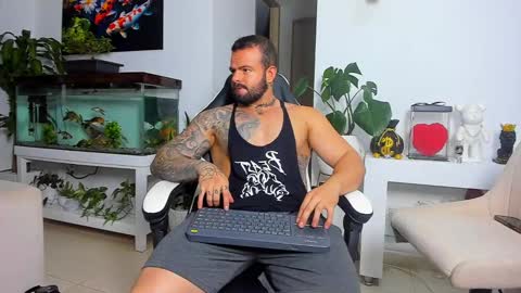 JOHNNY online show from October 2025 11:24:02 PM