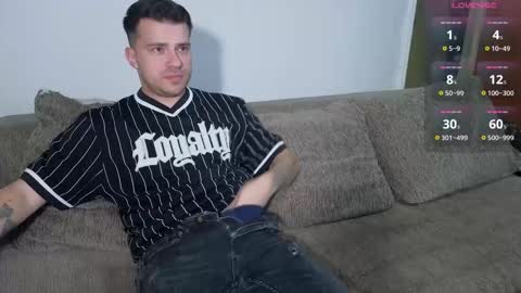 Johnny online show from October 2025 07:13:02 PM