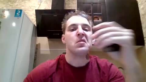 johny27 online show from January 2025 11:33:01 AM