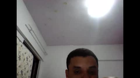 Snapshot of johnziin chatting on February 2025 11:25:02 PM johnziin online show from February 2025 11:25:02 PM