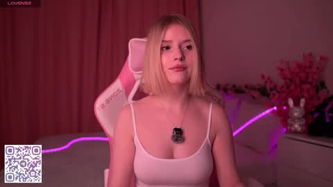 Paula online show from February 2026 11:39:01 PM