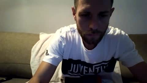 Snapshot of jojo19844 chatting on October 2025 12:15:02 PM jojo19844 online show from October 2025 12:15:02 PM