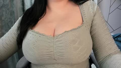 Jolene online show from January 2025 03:46:02 PM