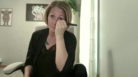 Snapshot of joliexx41 chatting on October 2025 12:35:01 PM Jolie online show from October 2025 12:35:01 PM