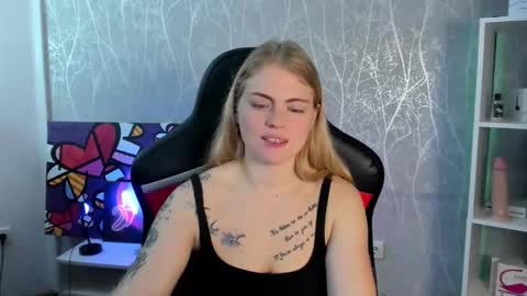 Jolly online show from September 2025 03:22:01 AM