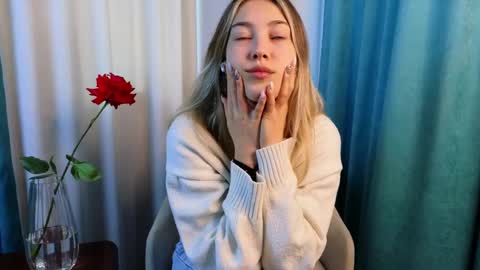 Viola online show from September 2025 11:43:02 AM