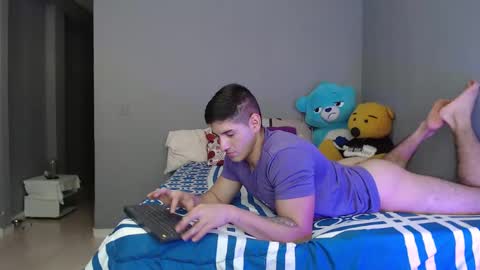 Snapshot of jonathancast08 chatting on January 2025 03:07:02 PM jonathancast08 online show from January 2025 03:07:02 PM