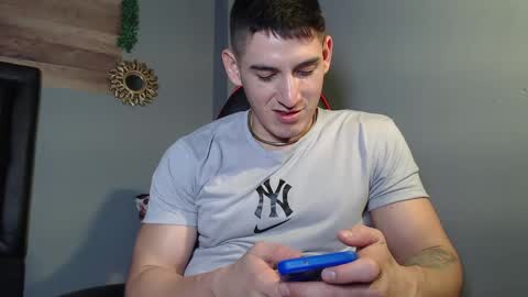 Snapshot of jonathancast08 chatting on February 2025 11:48:01 PM jonathancast08 online show from February 2025 11:48:01 PM