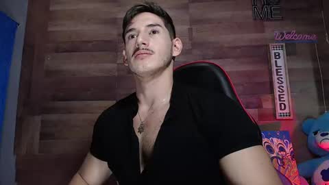 Snapshot of jonathancast08 chatting on October 2025 02:39:02 PM jonathancast08 online show from October 2025 02:39:02 PM