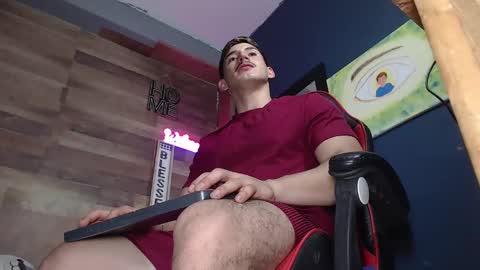 Snapshot of jonathancast08 chatting on October 2025 12:44:02 AM jonathancast08 online show from October 2025 12:44:02 AM