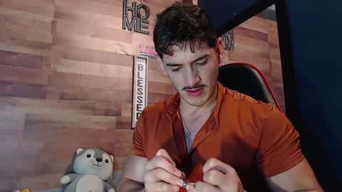 Snapshot of jonathancast08 chatting on October 2025 01:34:01 PM jonathancast08 online show from October 2025 01:34:01 PM