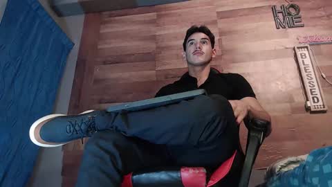 Snapshot of jonathancast08 chatting on November 2025 12:11:02 AM jonathancast08 online show from November 2025 12:11:02 AM