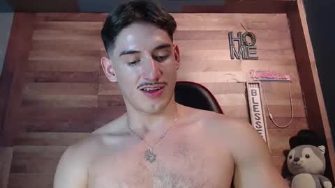 Snapshot of jonathancast08 chatting on November 2025 06:40:01 PM jonathancast08 online show from November 2025 06:40:01 PM