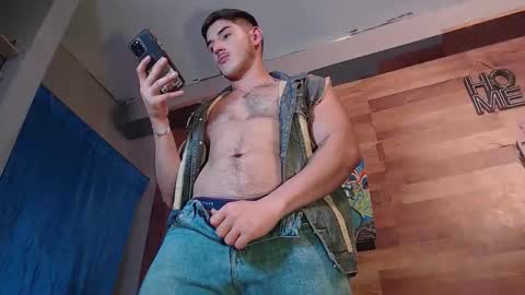 Snapshot of jonathancast08 chatting on November 2025 11:04:01 PM jonathancast08 online show from November 2025 11:04:01 PM