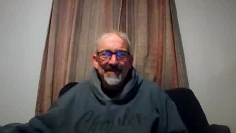 Snapshot of jony_five chatting on November 2025 01:39:01 AM Jon online show from November 2025 01:39:01 AM