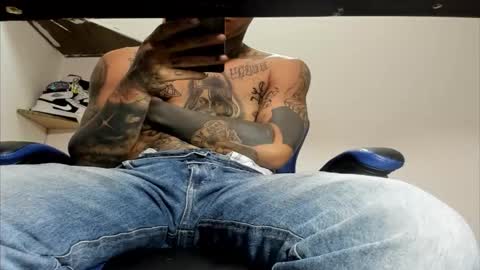 jordan33blake online show from October 2025 02:41:01 AM