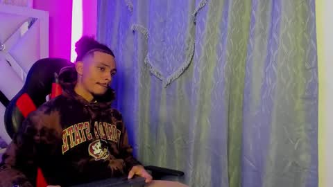 Snapshot of jordan_love7 chatting on February 2026 12:48:02 PM jordan online show from February 2026 12:48:02 PM