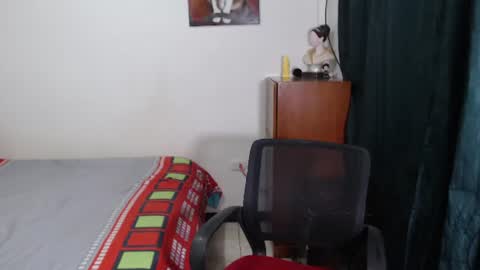 Snapshot of jordan_smitths chatting on June 2026 01:04:02 AM jordan_smitths online show from June 2026 01:04:02 AM
