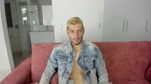 jose_wc online show from January 2026 08:45:02 PM