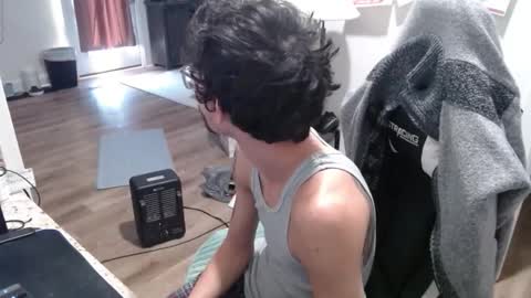 Josef online show from December 2025 05:20:01 PM