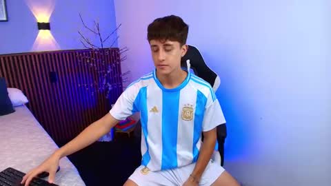 Joselo online show from January 2025 11:18:01 PM