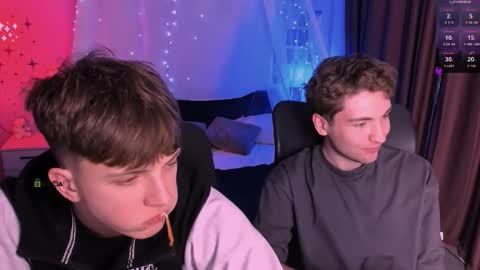 joseph_bear_ online show from December 2025 09:10:02 PM