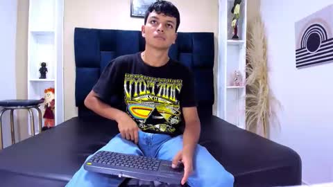 Snapshot of joseph_gonzalez chatting on December 2025 06:48:01 PM Joseph Gonzalez online show from December 2025 06:48:01 PM