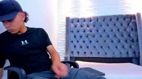 joseph_vans online show from June 2026 03:41:01 AM